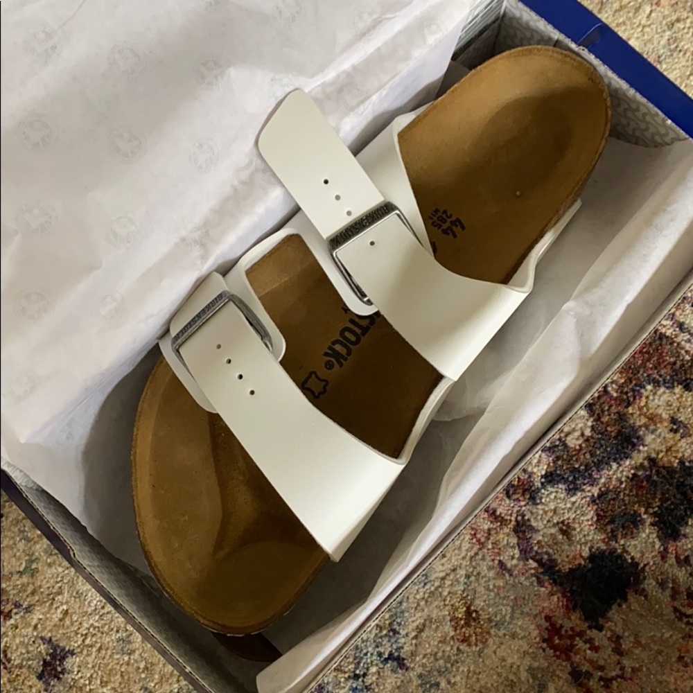 NEW in Box Men’s White Birkenstock’s sz 11